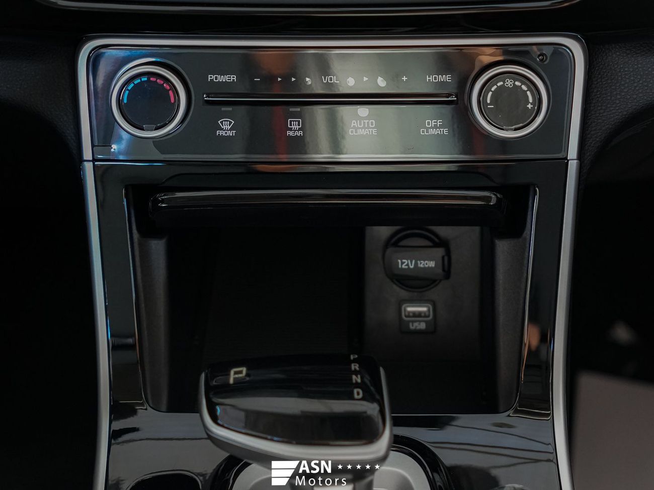 Kia Seltos Luxury 1.5L 2025 (Export Price)