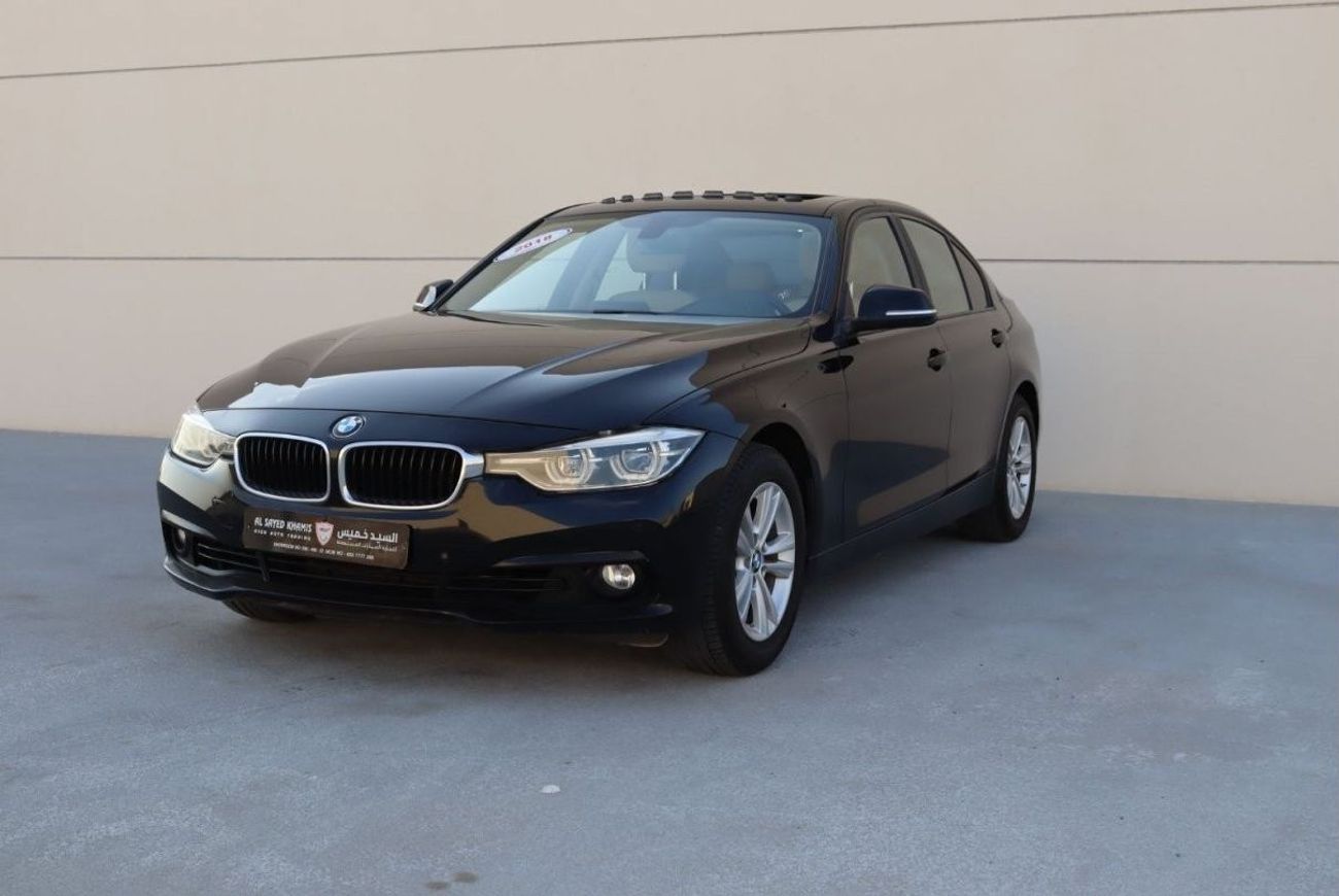 BMW 318i Executive ACCIDENTS FREE - GCC - ENGINE 1.5 TURBO - PERFECT CONDITION INSIDE OUT