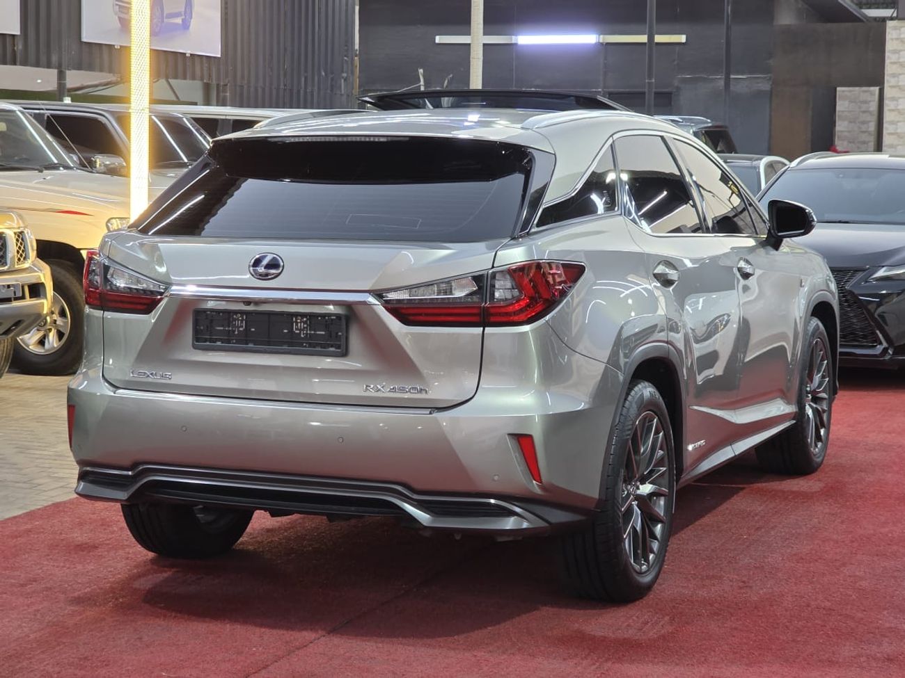 لكزس RX450h F-Sport 3.5L (308 HP)