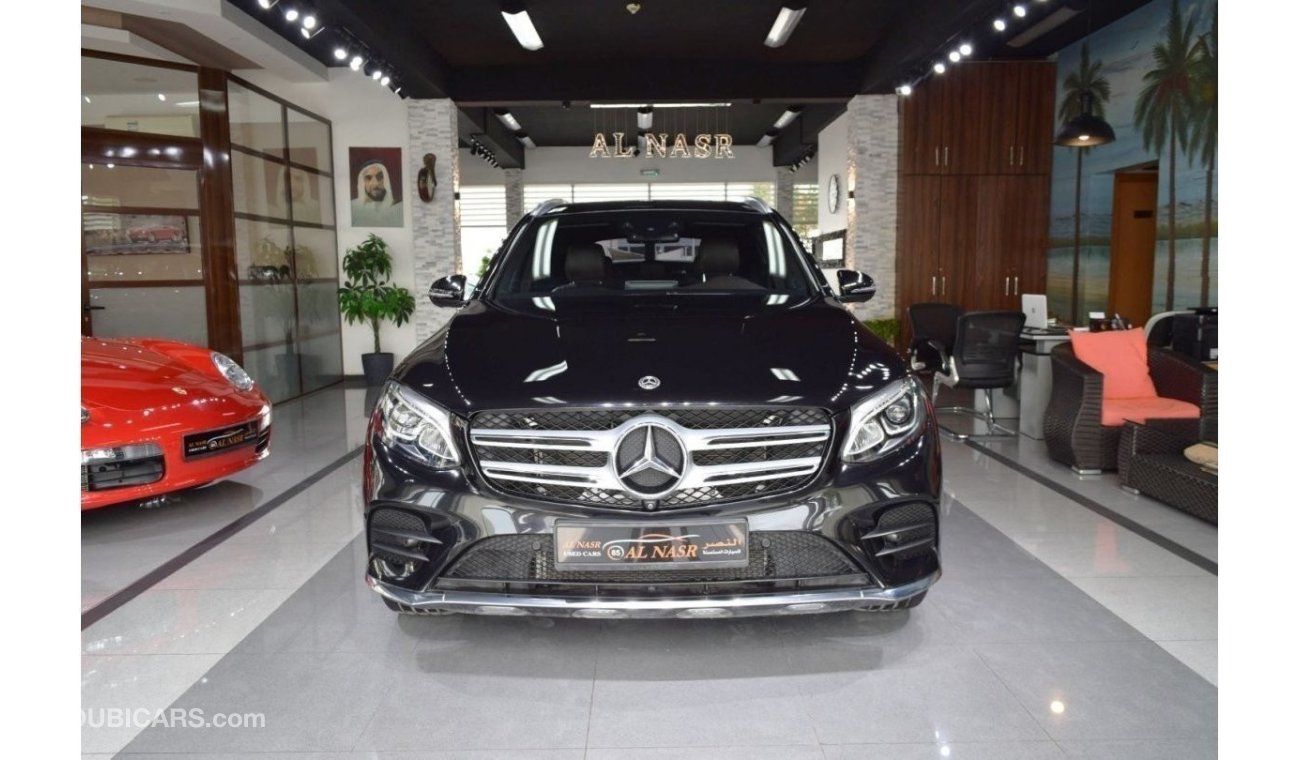 Mercedes-Benz GLC 250 صبغ وكاله Only 18,000kms | GLC 250 | GCC Specs | AMG - Single Owner | Original Paint |