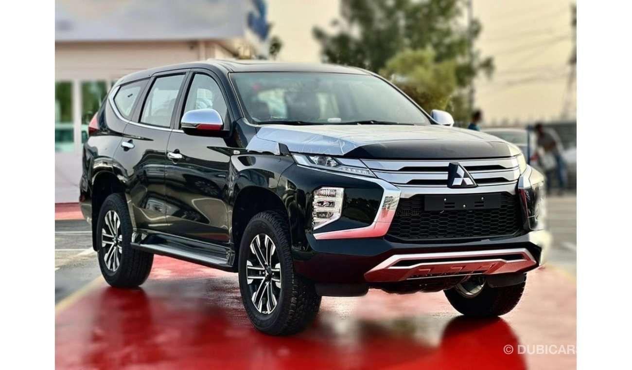 ميتسوبيشي مونتيرو Montero Sport 2022 3.0L F49+ | GCC specs 4x4 | Push Start | (Sunroof/Heating Seats) | Leather Interi