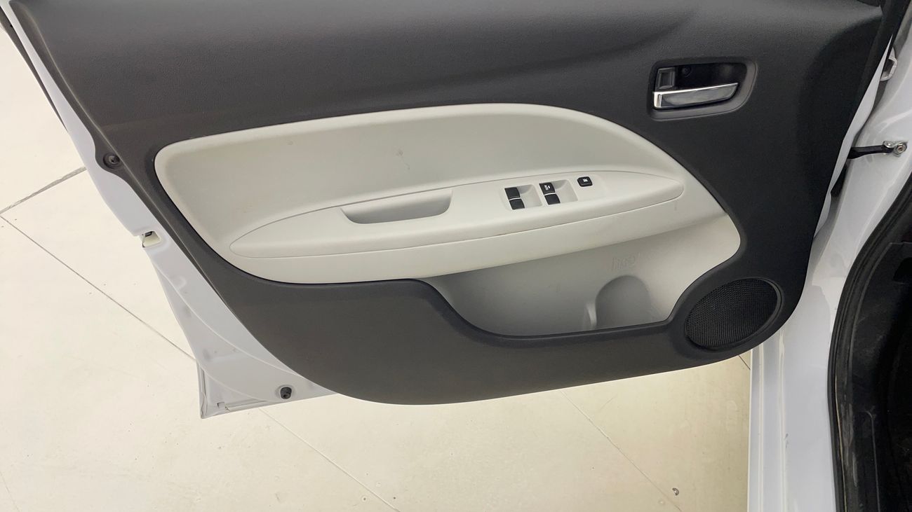 ميتسوبيشي اتراج GLX HIGHLINE 1.2 | بدون دفعة مقدمة | اختبار القيادة في المنزل