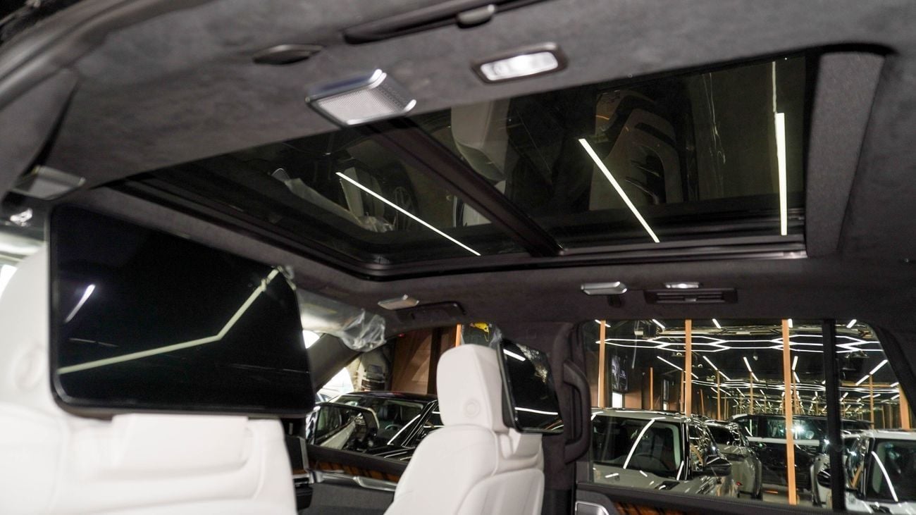 Cadillac Escalade 600