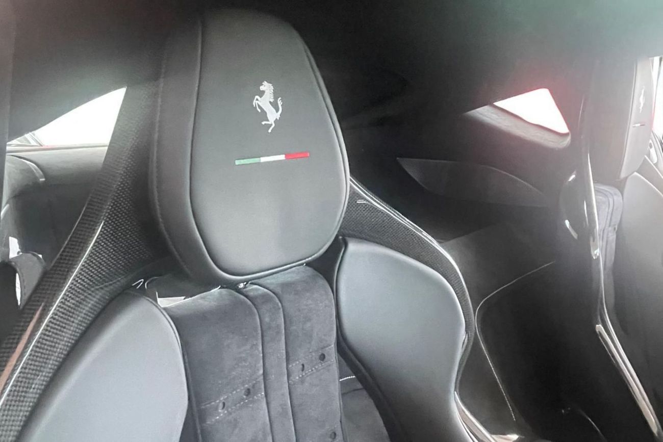 فيراري 12سيلندري Ferrari 12Cilindri Coupe 6.5L V12 RIGHT HAND DRIVE