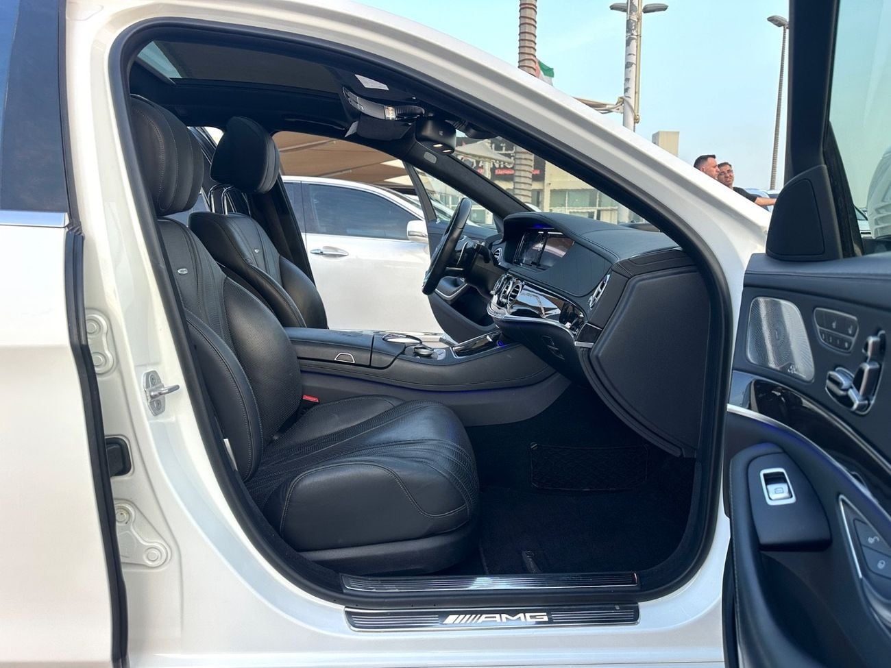 مرسيدس بنز S 63S AMG