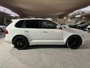 Porsche Cayenne PORSCHE CAYENNE GTS 2008 | SUNROOF | TWO KEYS | VERY LOW MILEAGE!