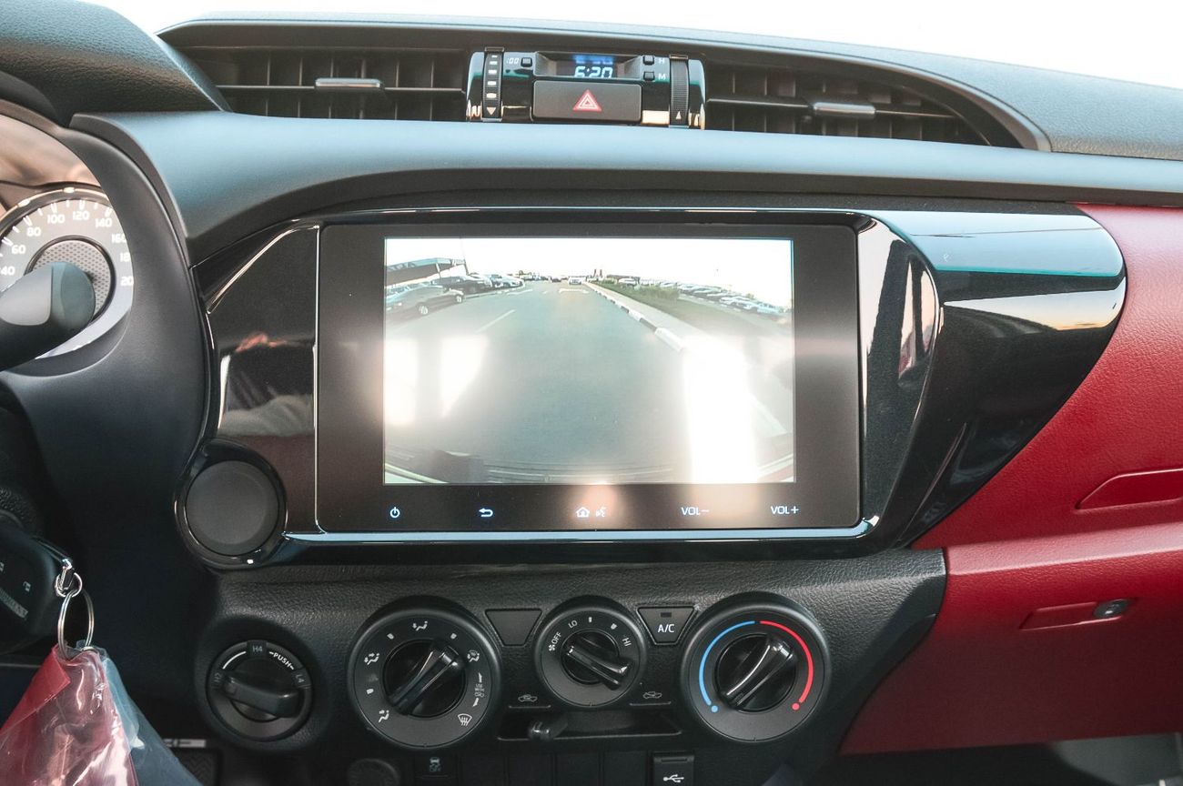 تويوتا هيلوكس TOYOTA HILUX 2.7L 4WD PETROL MT SC PICKUP 2026