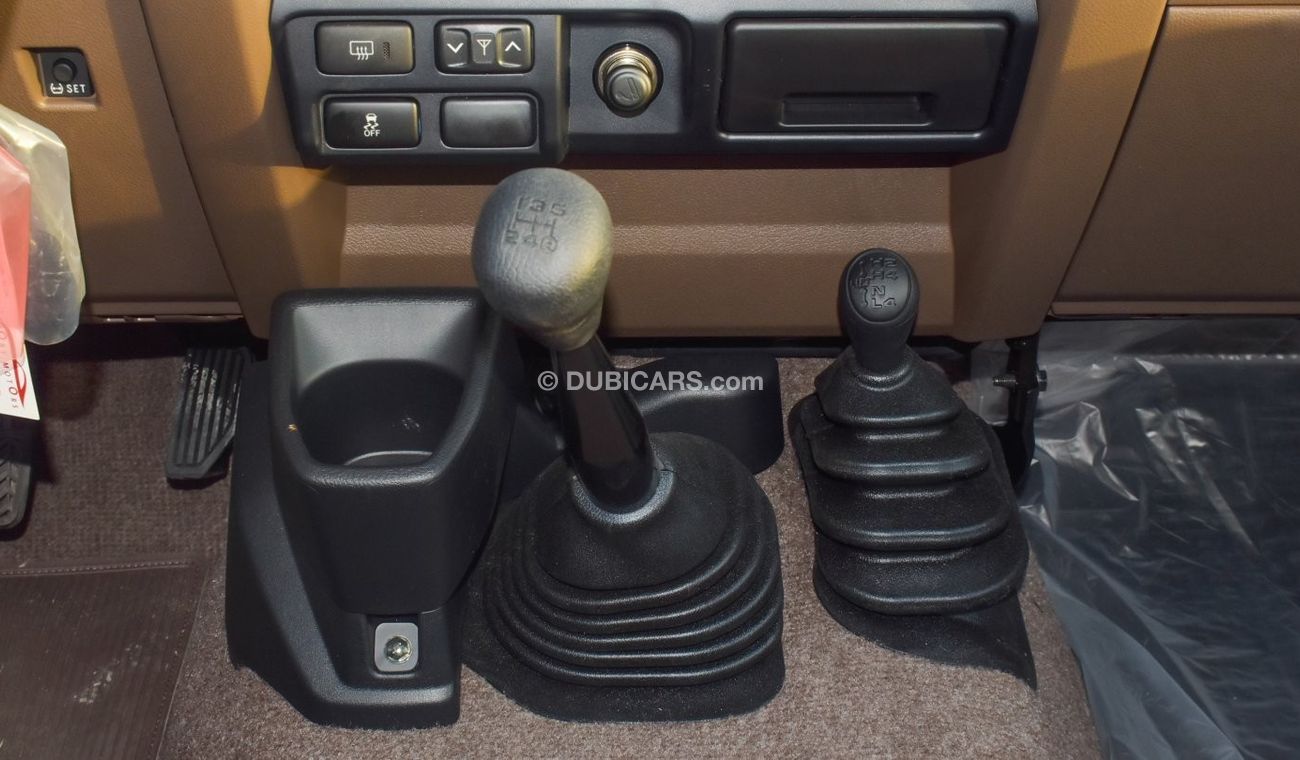 Toyota Land Cruiser 70 4.0L LX V6