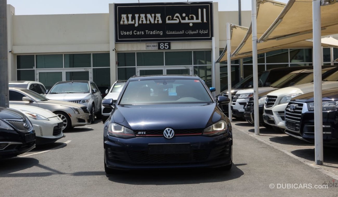 فولكس واجن جولف Volkswagen GTI 2014 GCC V4 Good Condition - Full Option