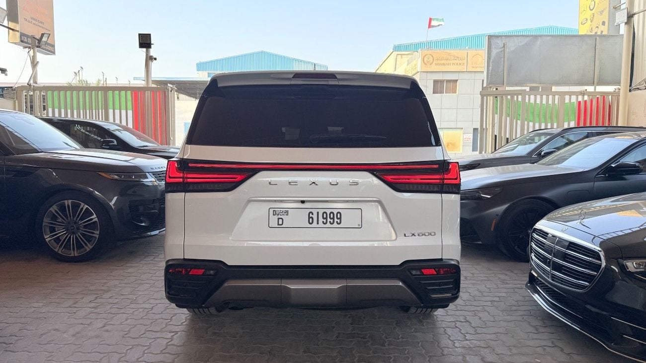Lexus LX600 SIGNATURE