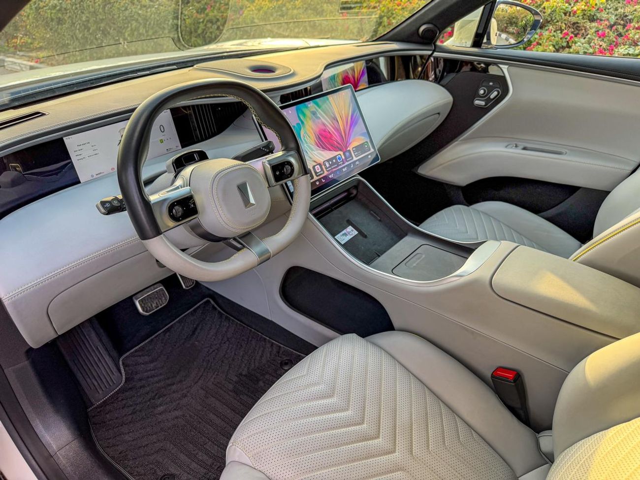 أفاتر 11 Premium AWD