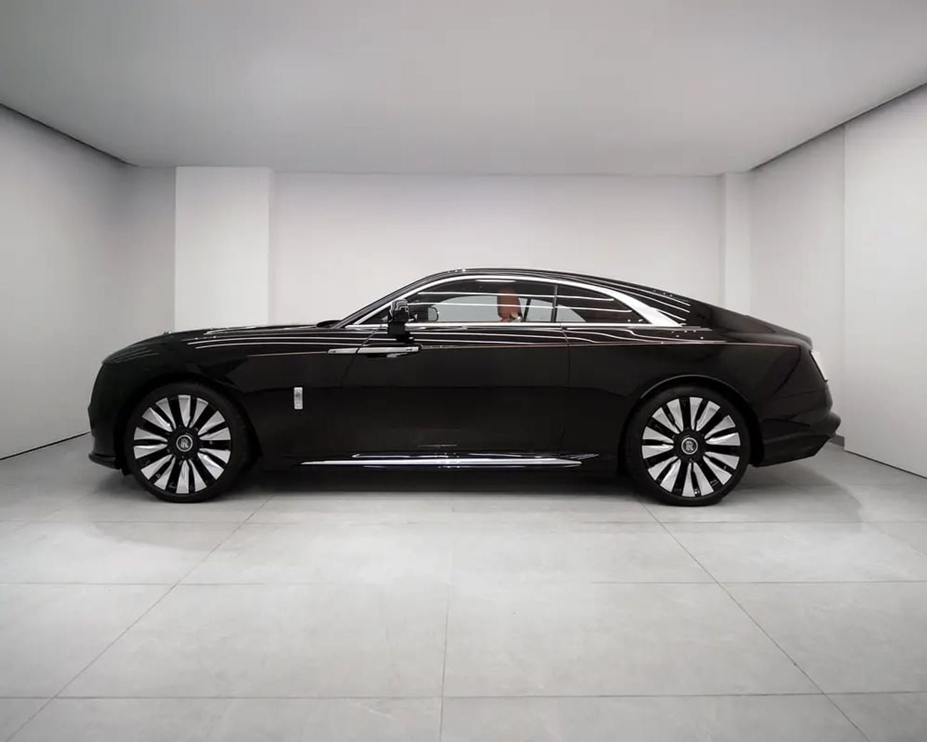 Rolls-Royce Spectre Certified Pre-Owned | Warranty