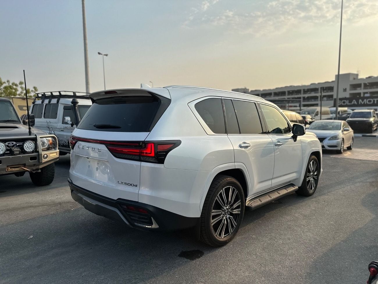 لكزس LX 500 LX 500D