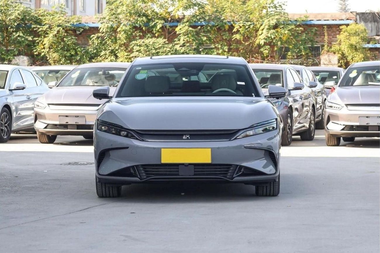 BYD HAN HAN EV 701KM