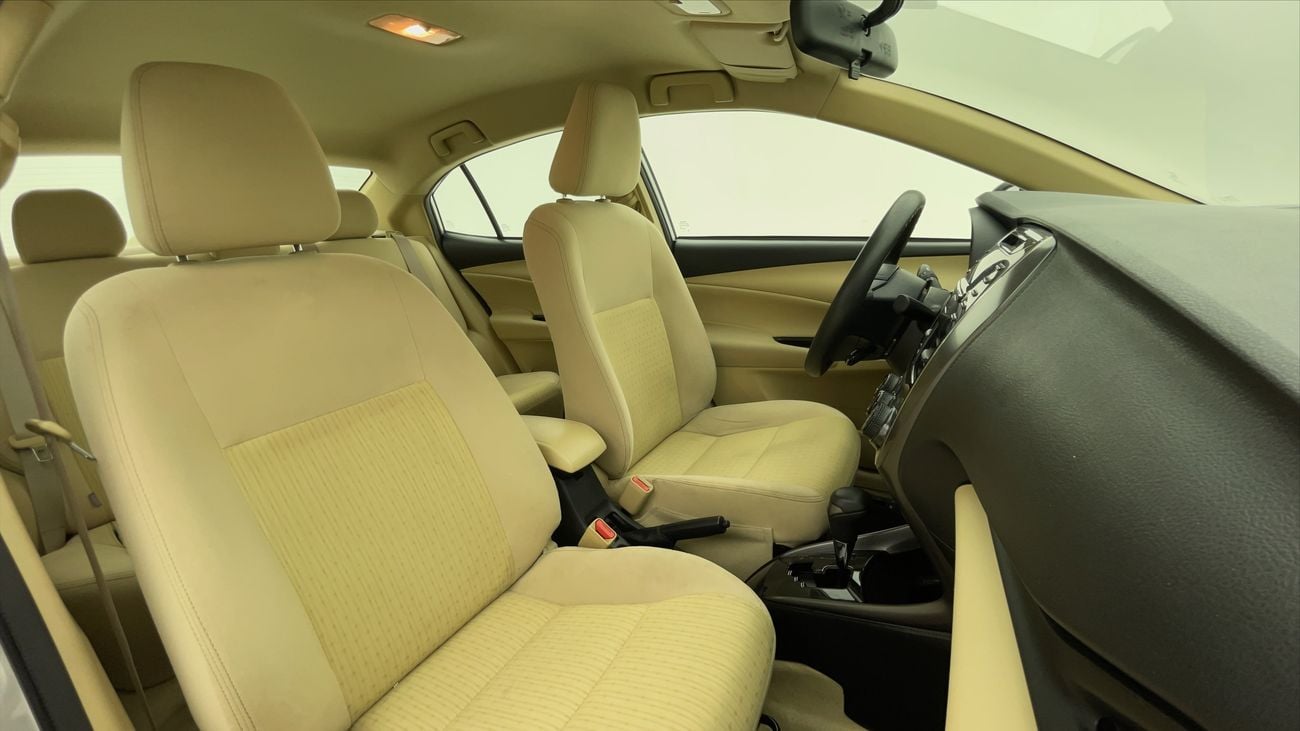 تويوتا يارس SE 1.5 | بدون دفعة مقدمة | اختبار القيادة في المنزل