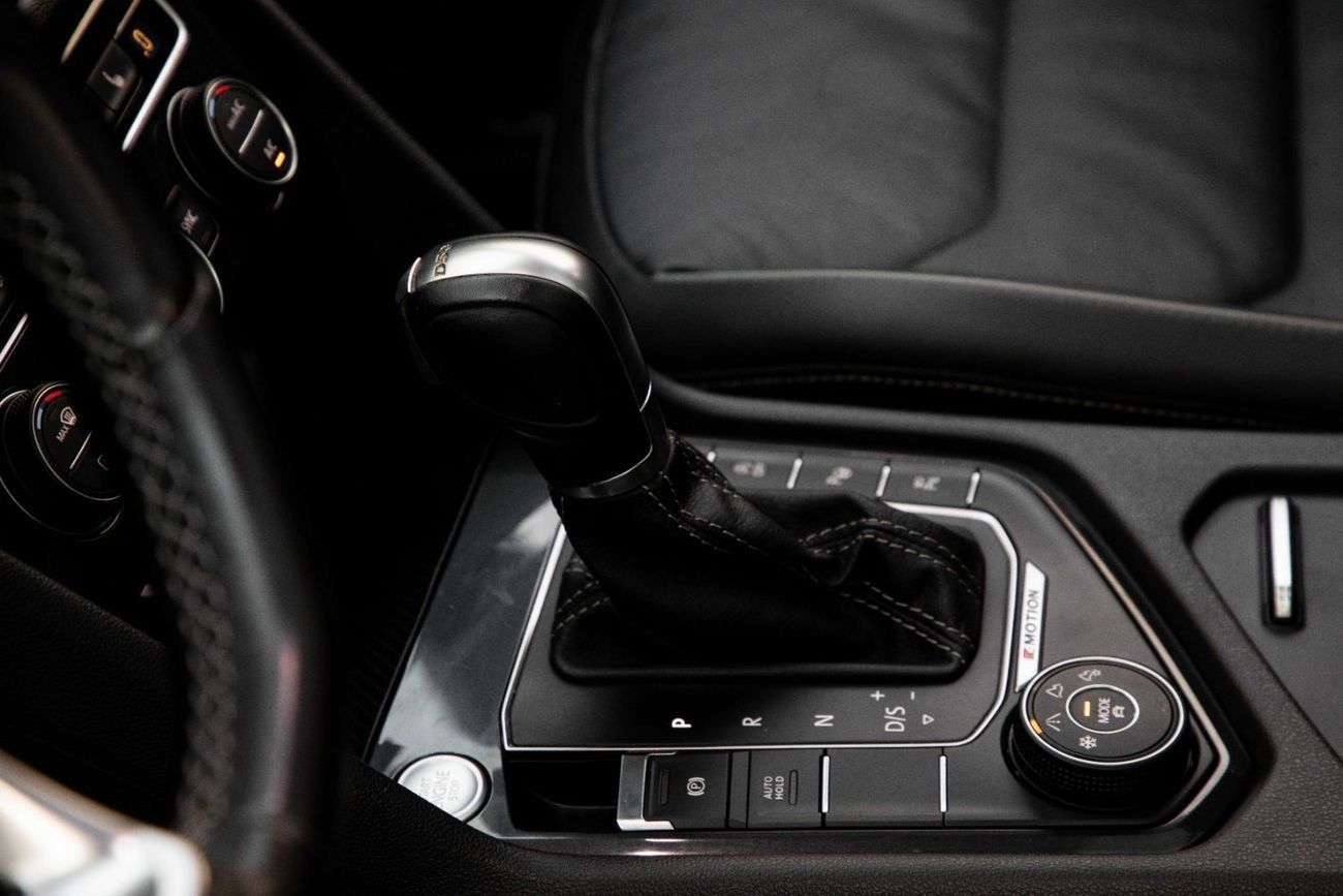 Volkswagen Tiguan R-LINE|BLACK EDITION | 1,958 P.M  | 0% Downpayment |