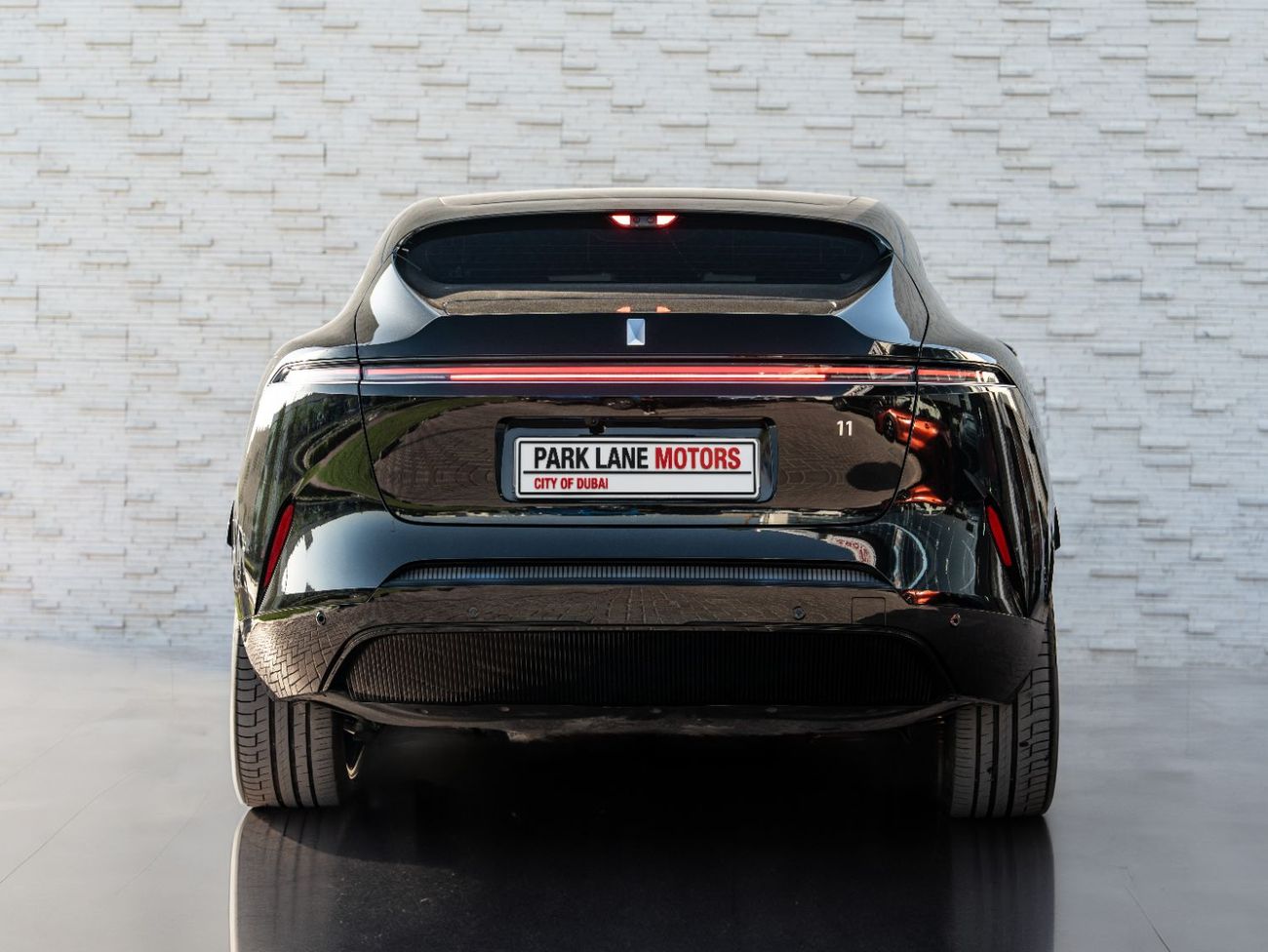 أفاتر 11 Performance AWD