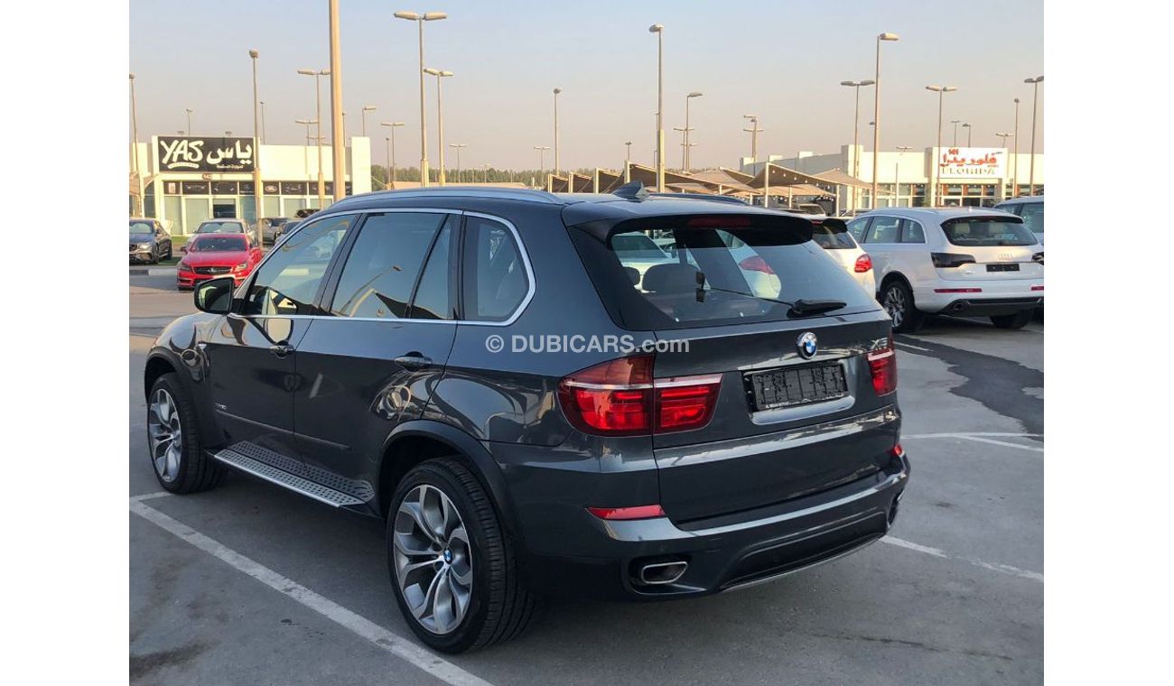 بي أم دبليو X5 النوع : بي ام دبليو X5 الموديل : 2011 المواصفات :     خليجي فل مواصفات بانوراما شاشه وتحكم كهربي كام