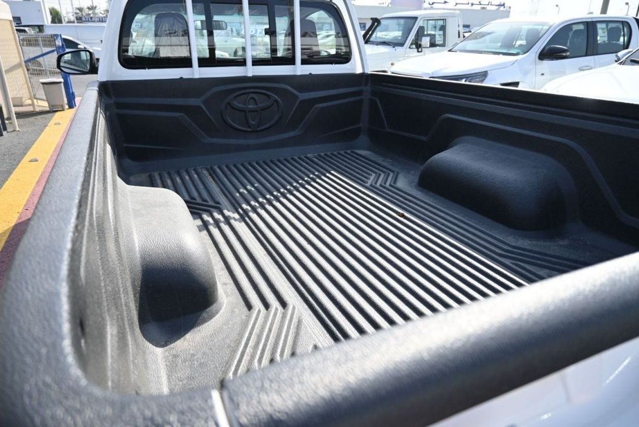 تويوتا هيلوكس تويوتا هيلوكس GLX 2.7L بنزين ، بيك أب ، دفع رباعي ، بابين ، ناقل حركة يدوي ، كابينة واحدة ، مفتاح تش