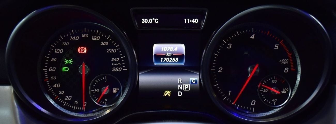 Mercedes-Benz GLE 350d EXCELLENT DEAL for our Mercedes Benz GLE 350d ( 2018 Model ) in Black Color European Specs