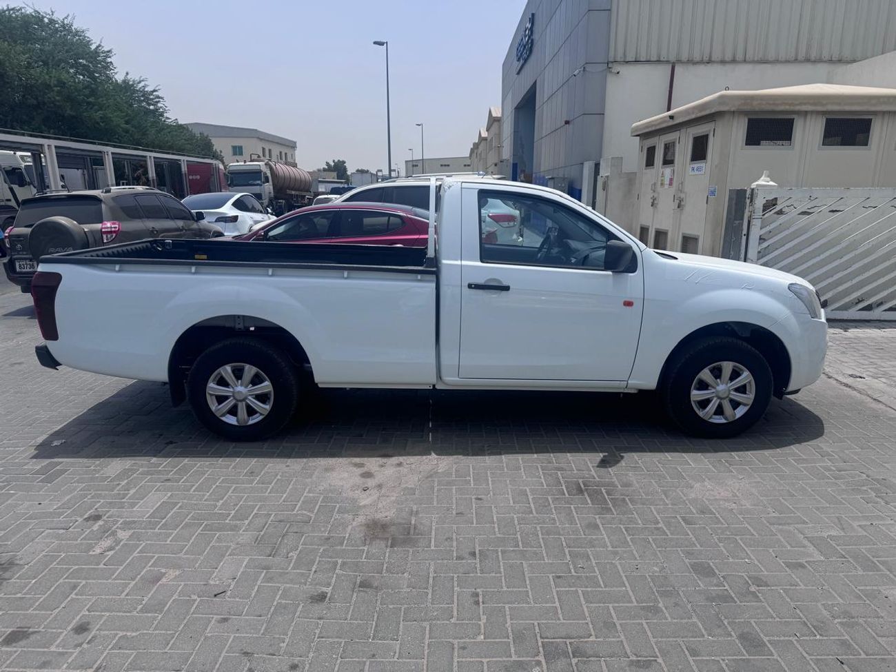 Isuzu DMax 2.5L 2WD (4x2) Single Cab (2 Doors) MY 2026 - Made in India