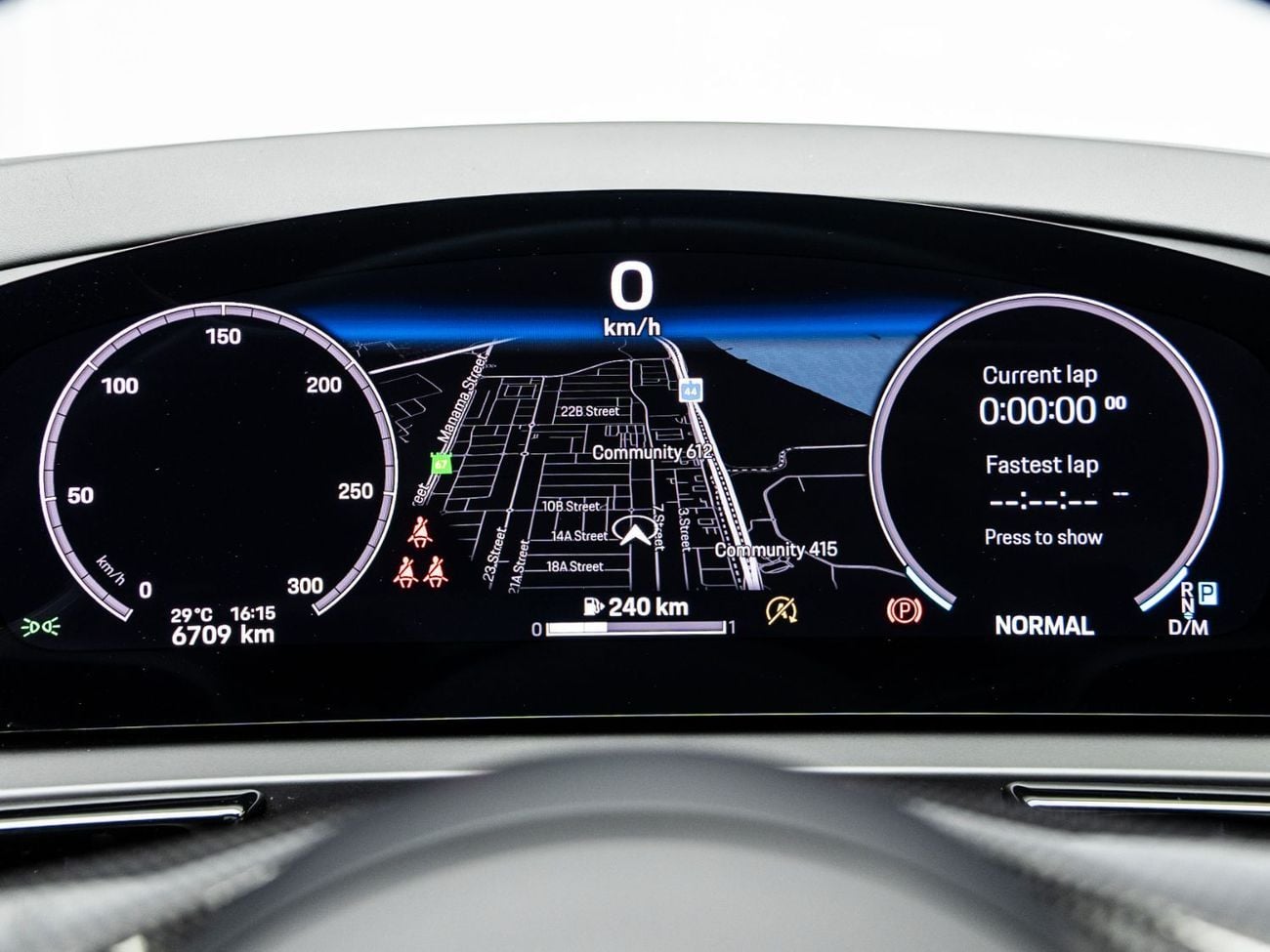 Porsche Cayenne GTS Coupe 2025 Porsche Cayenne GTS Coupe, 4.0 TC V8, 4WD, 493bbhp, 8-Speed PDK