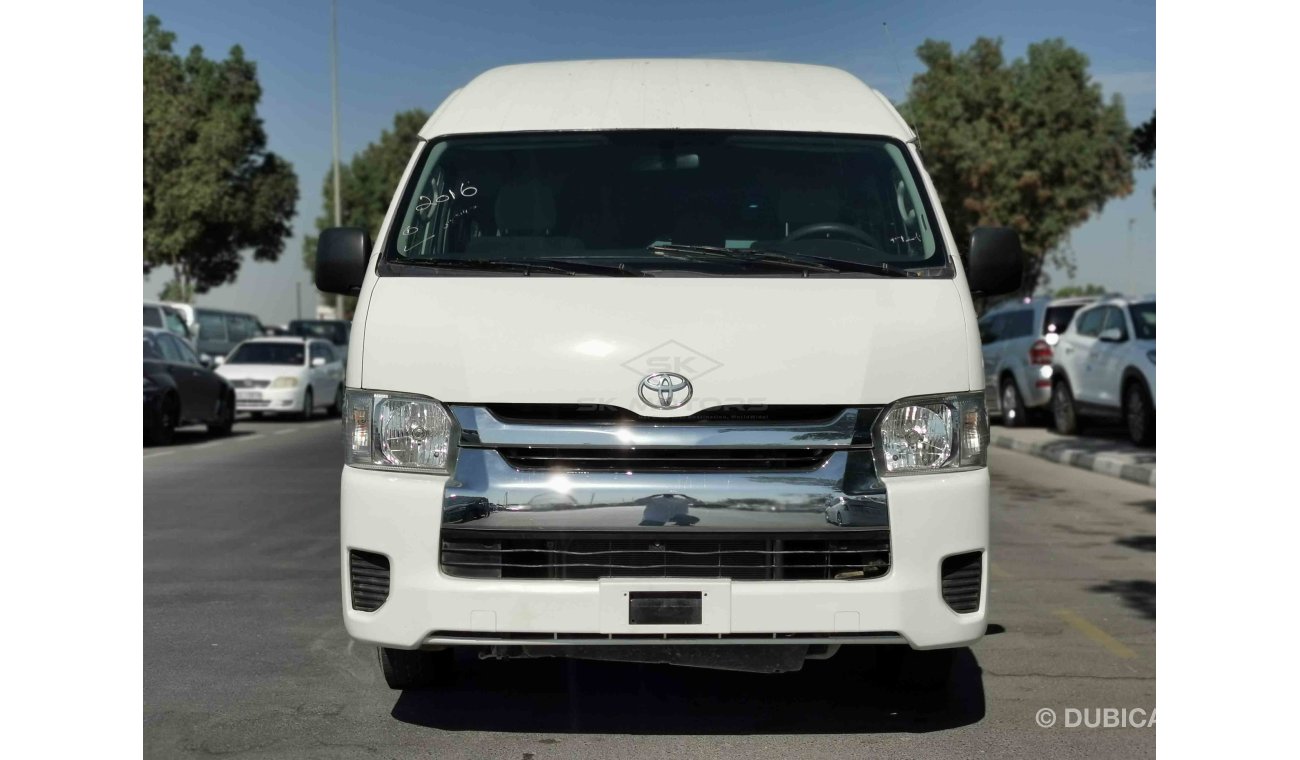 Toyota Hiace 2.7L 4CY Petrol, 15" Tyre, Manual Gear Box, Roof Speaker, Fabric Seat, Xenon Headlights (LOT # 9557)