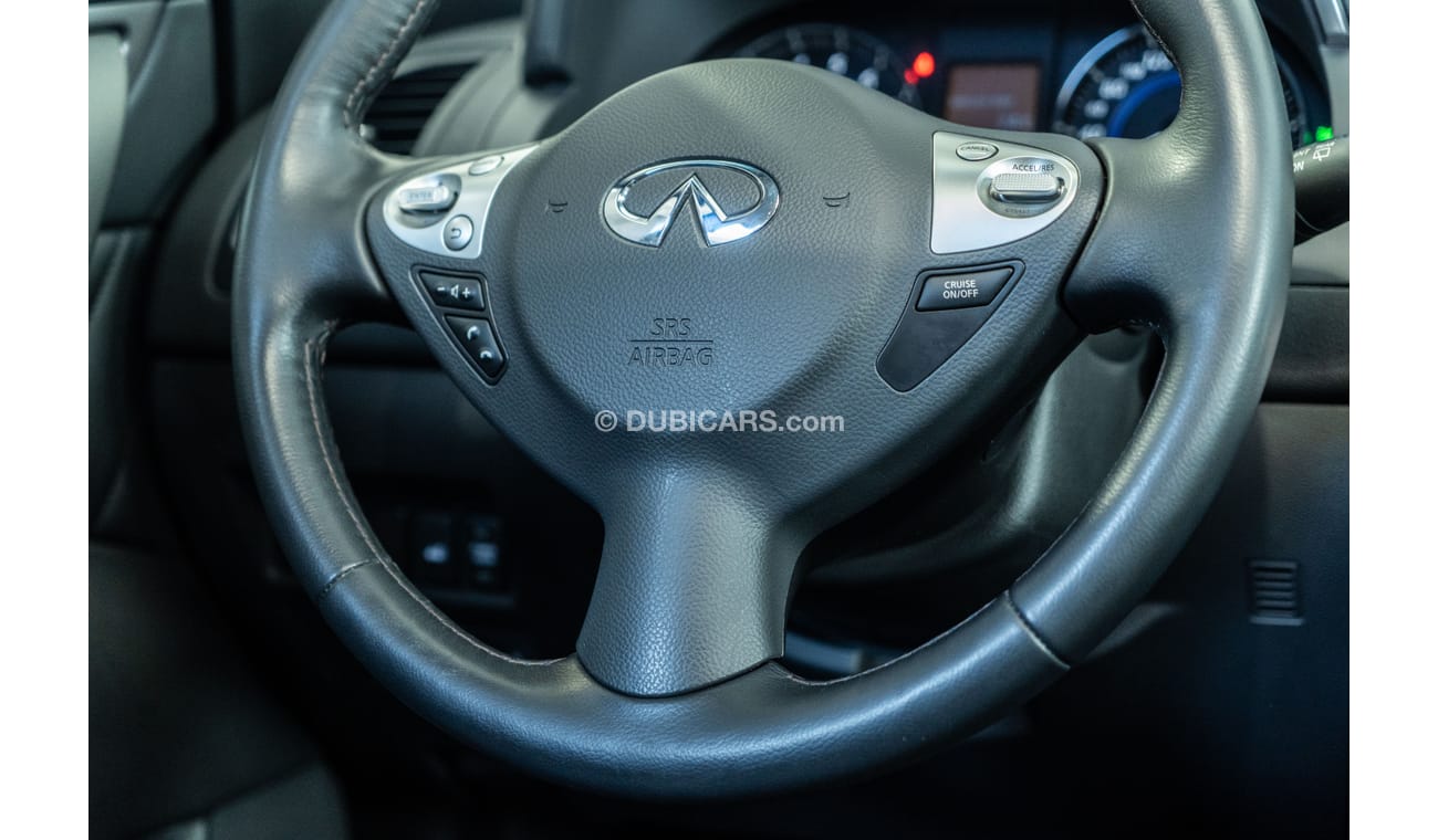 Infiniti QX70 2018 Infinity QX70 Excellence / Infiniti Service and Warranty
