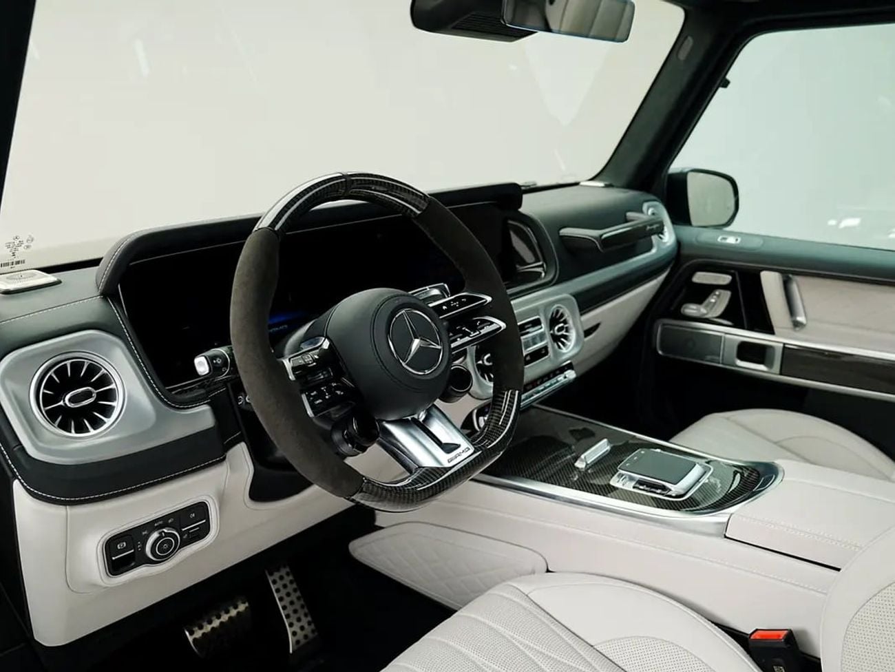 Mercedes Benz G63 AMG STANDARD G63 AMG | A22 suspension | WARRANTY | MANUFAKTUR Carbon package | Double Night