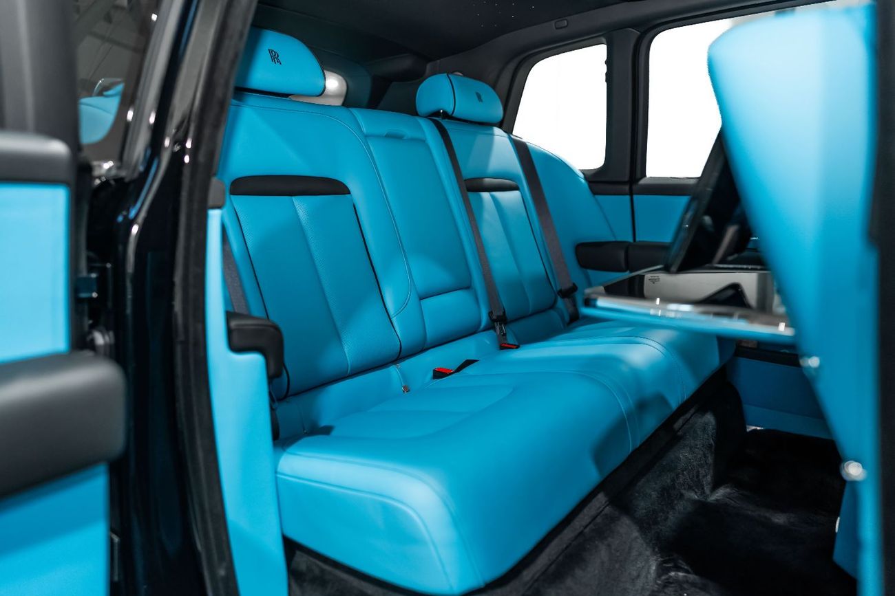 Rolls-Royce Cullinan 2025 ROLLS ROYCE CULLINAN | LOW MILEAGE | STARLIGHT | FULL OPTION | REAR SEAT ENTERTAINMENT