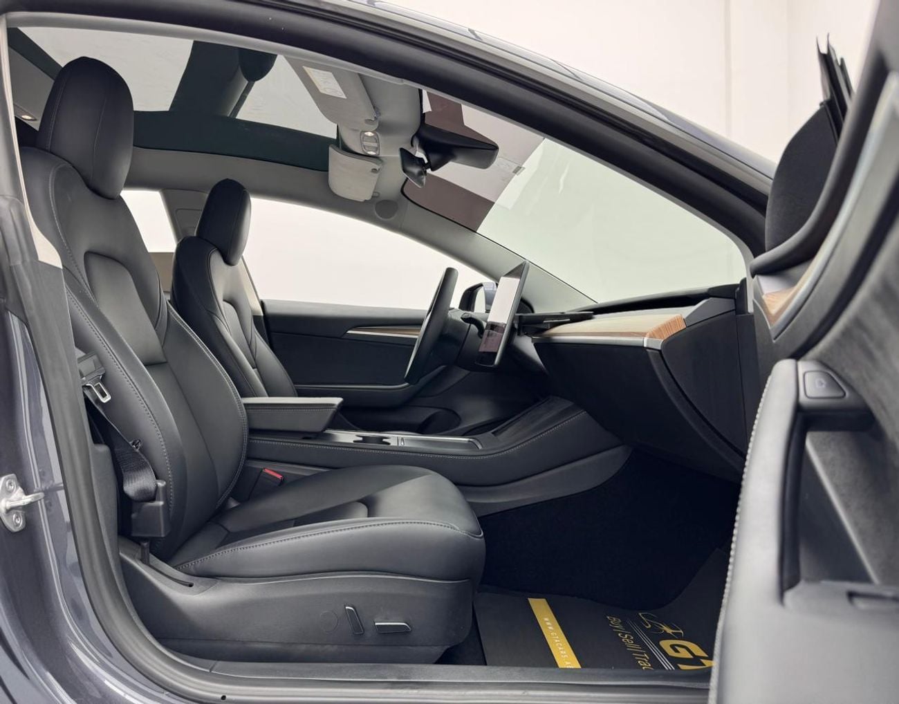 تسلا موديل 3 Long Range (AWD) 2023 Tesla Model 3 Long Range, Dec / 2026 Tesla Warranty, Tesla Service History, GC