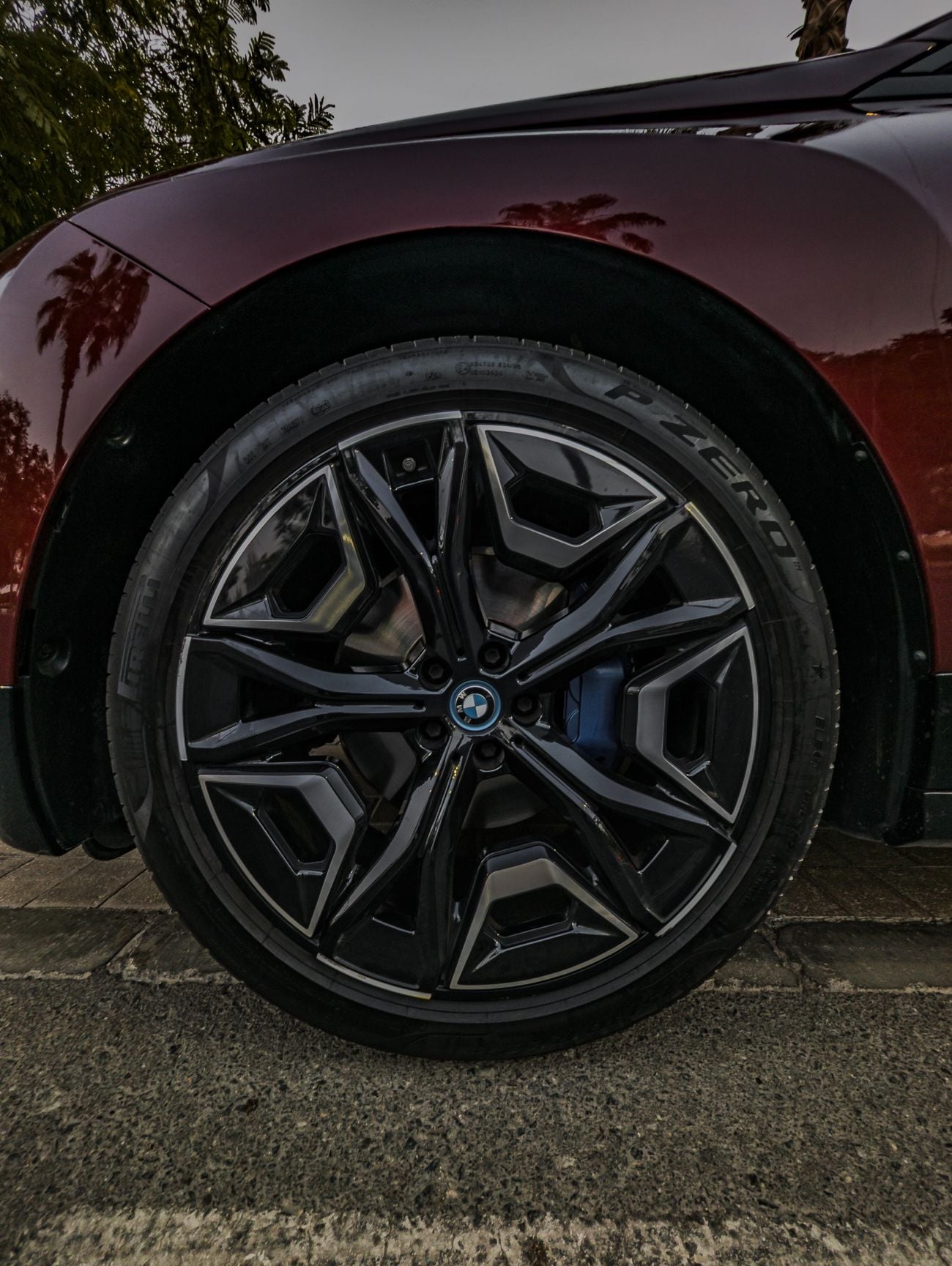 بي أم دبليو iX XDRIVE40