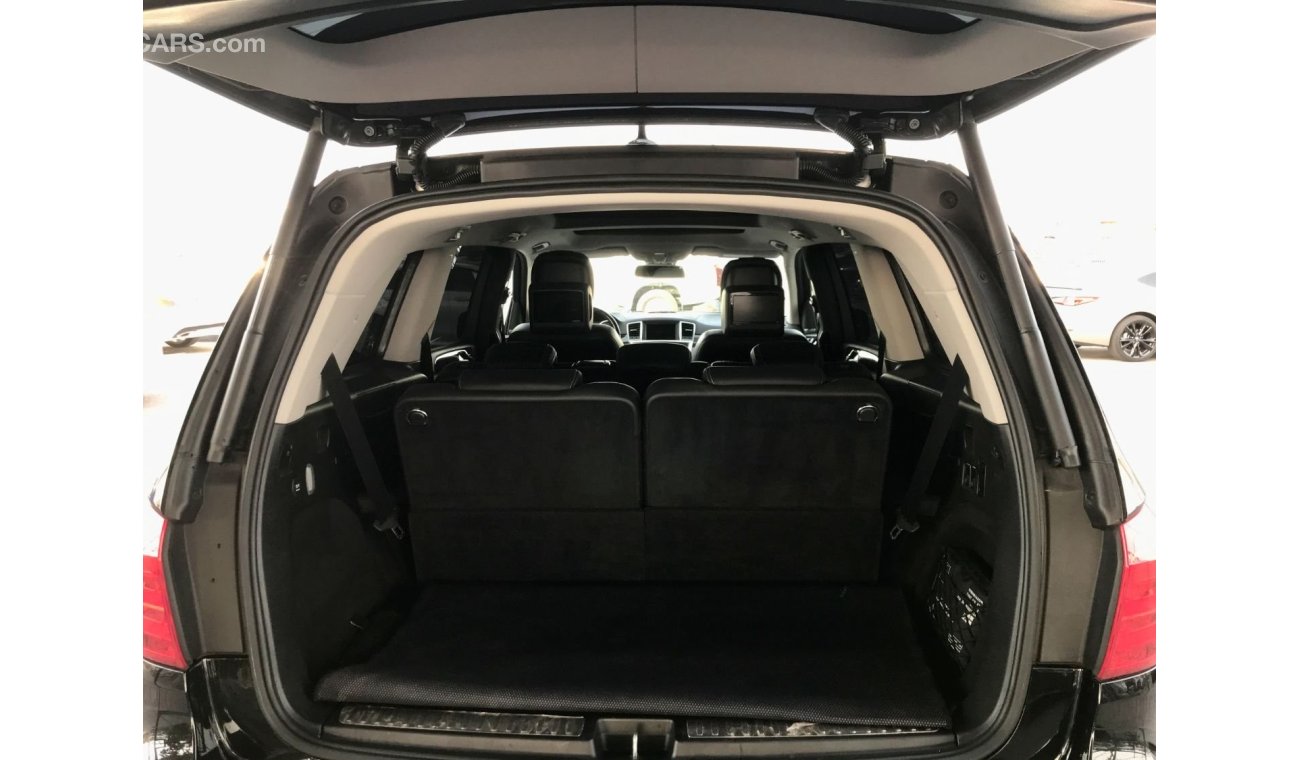 Mercedes-Benz GL 550