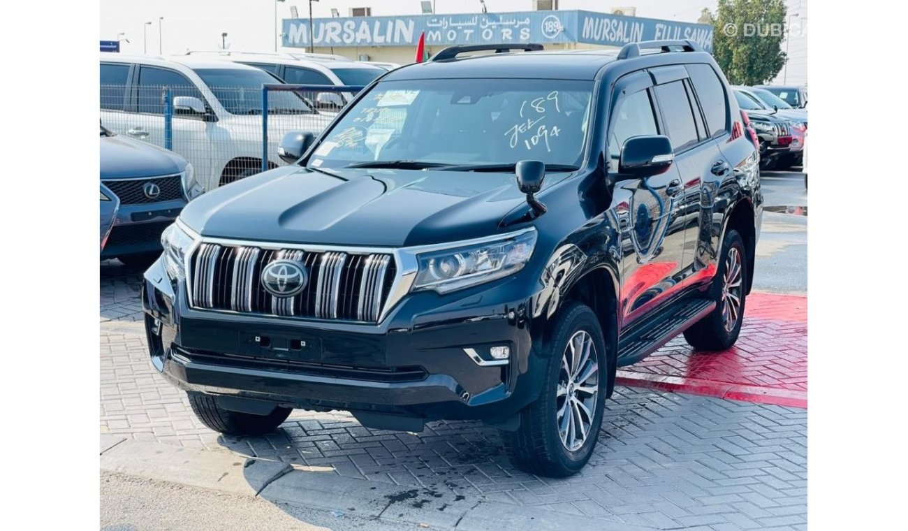 تويوتا برادو Toyota prado RHD Petrol Engine model 2019 car very clean and good condition