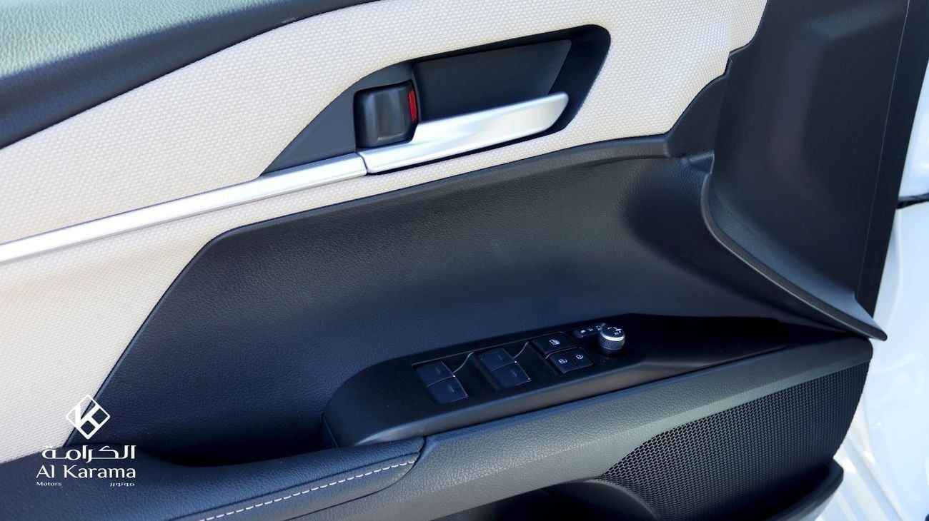 Toyota Camry Toyota Camry LE | 2.5L Hybrid | Panoramic Moon Roof | Driver Seat Lumbar Support