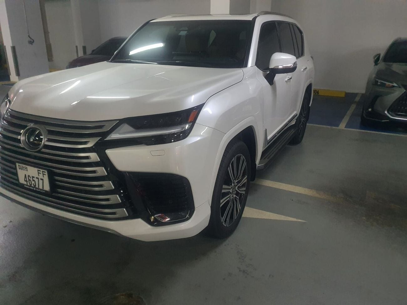 لكزس LX 600 SIGNATURE