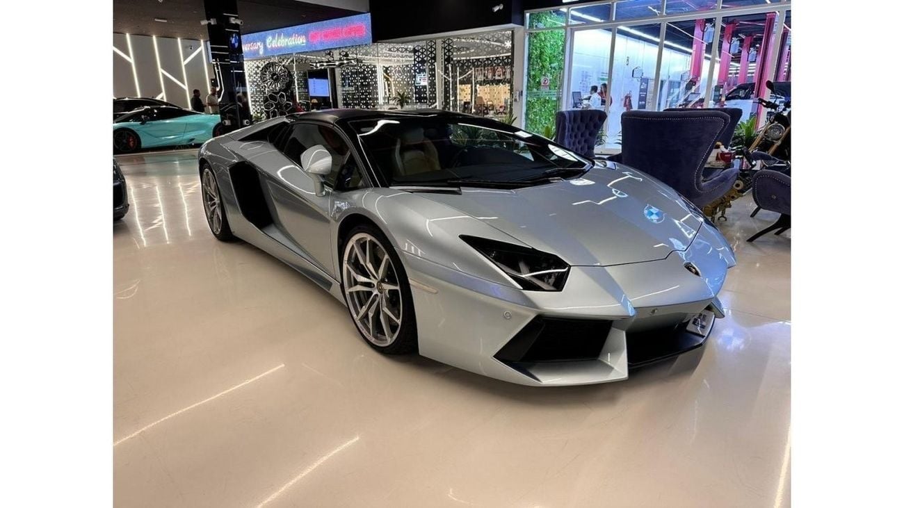 لامبورغيني أفينتادور LP700