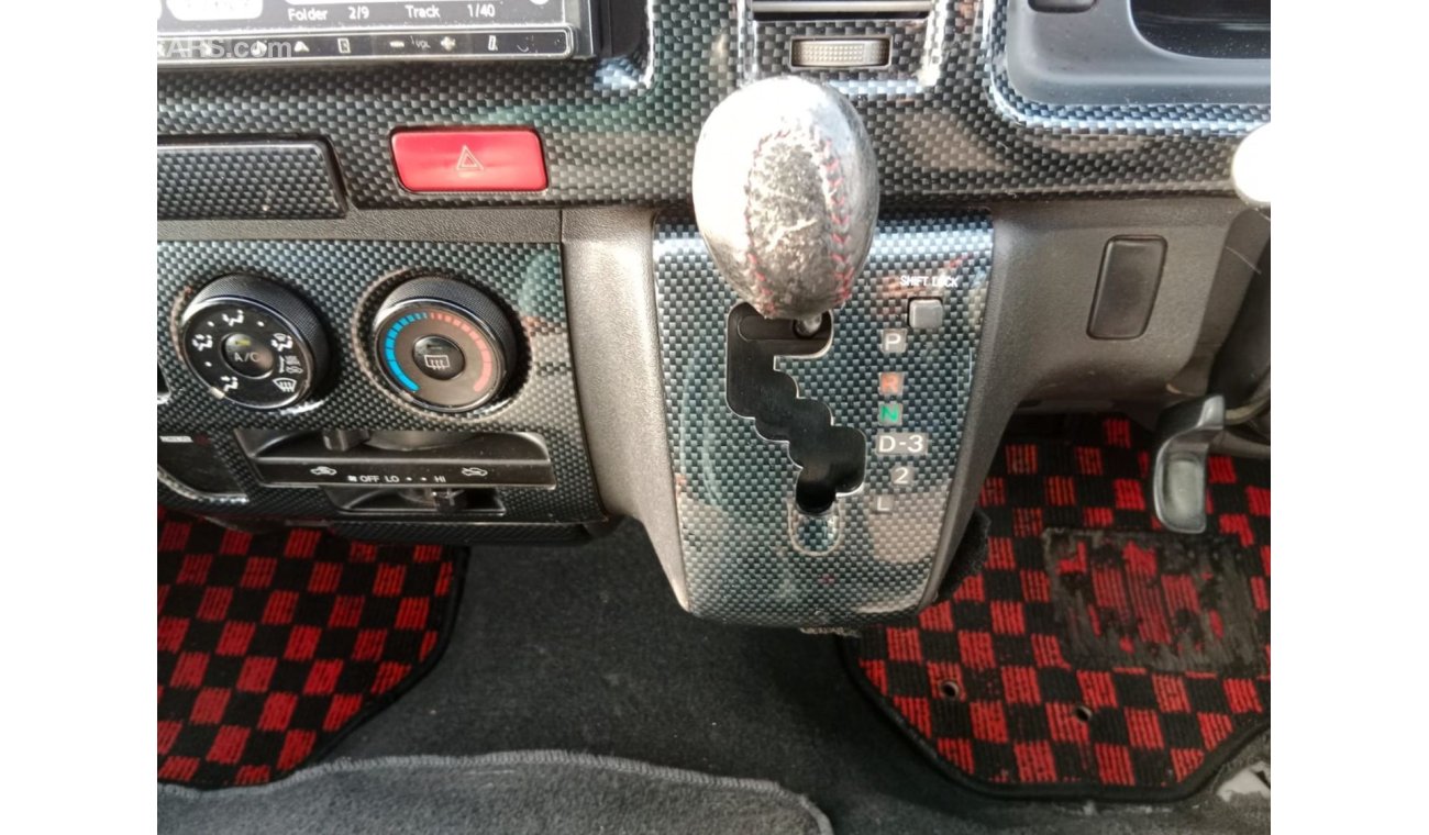 تويوتا هاياس TOYOTA HIACE VAN RIGHT HAND DRIVE (PM1630)