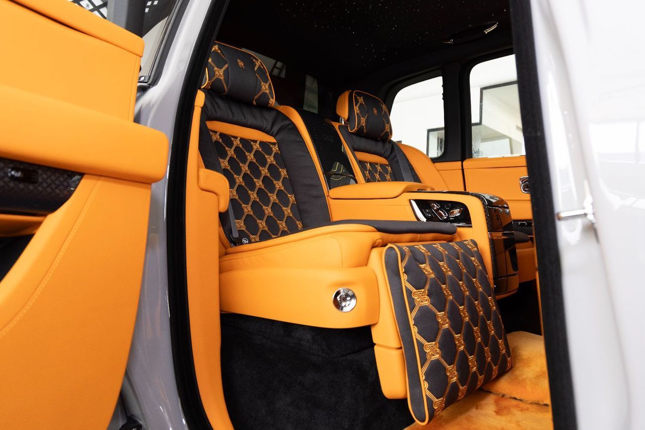 رولز رويس كولينان Rolls Royce Cullinan Black Badge - Duality Seats - VIP Seat - Starlight - 2025