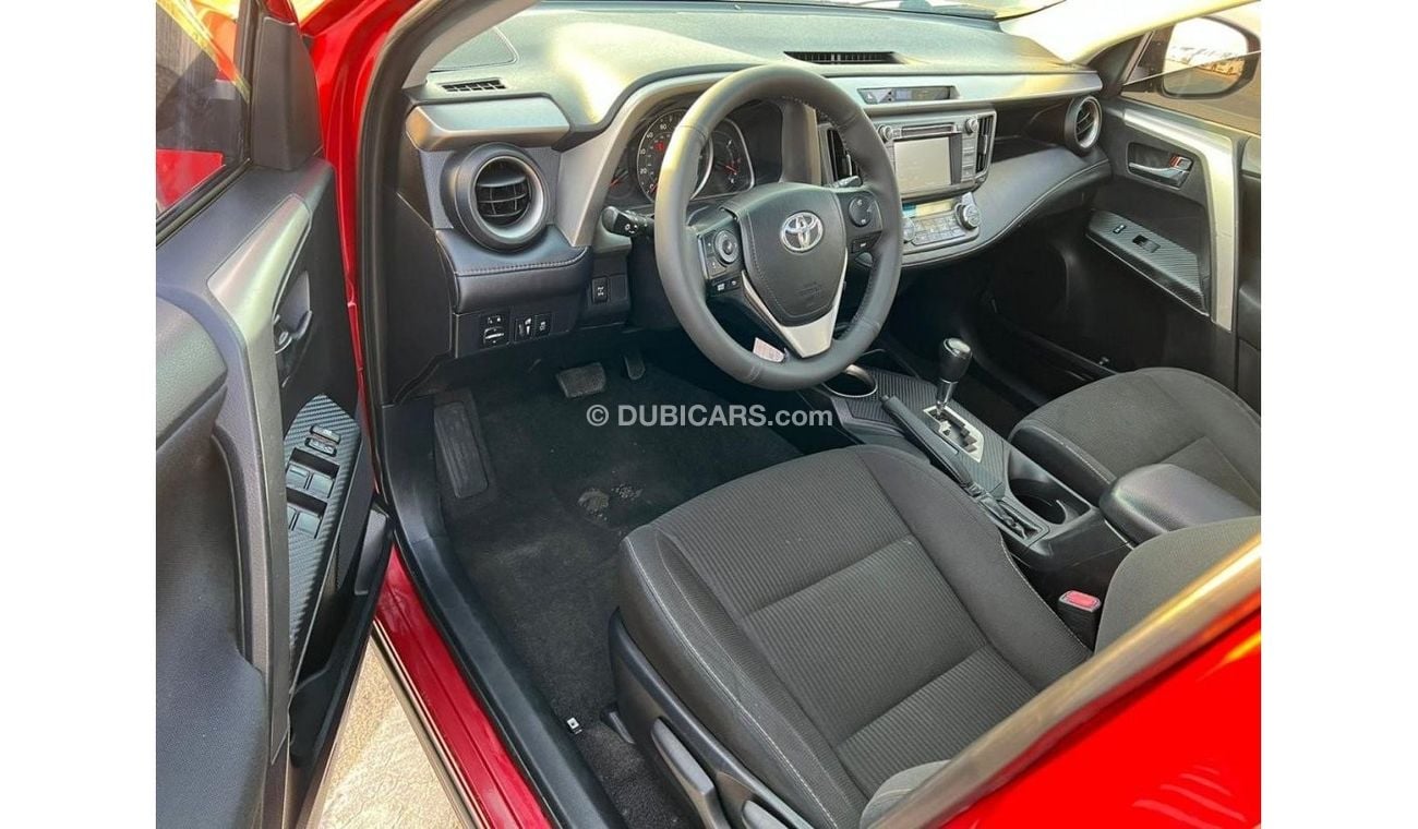 Toyota RAV4 2015 Toyota Rav4 XLE 4x4 With Sunroof - 2018 Front Shape