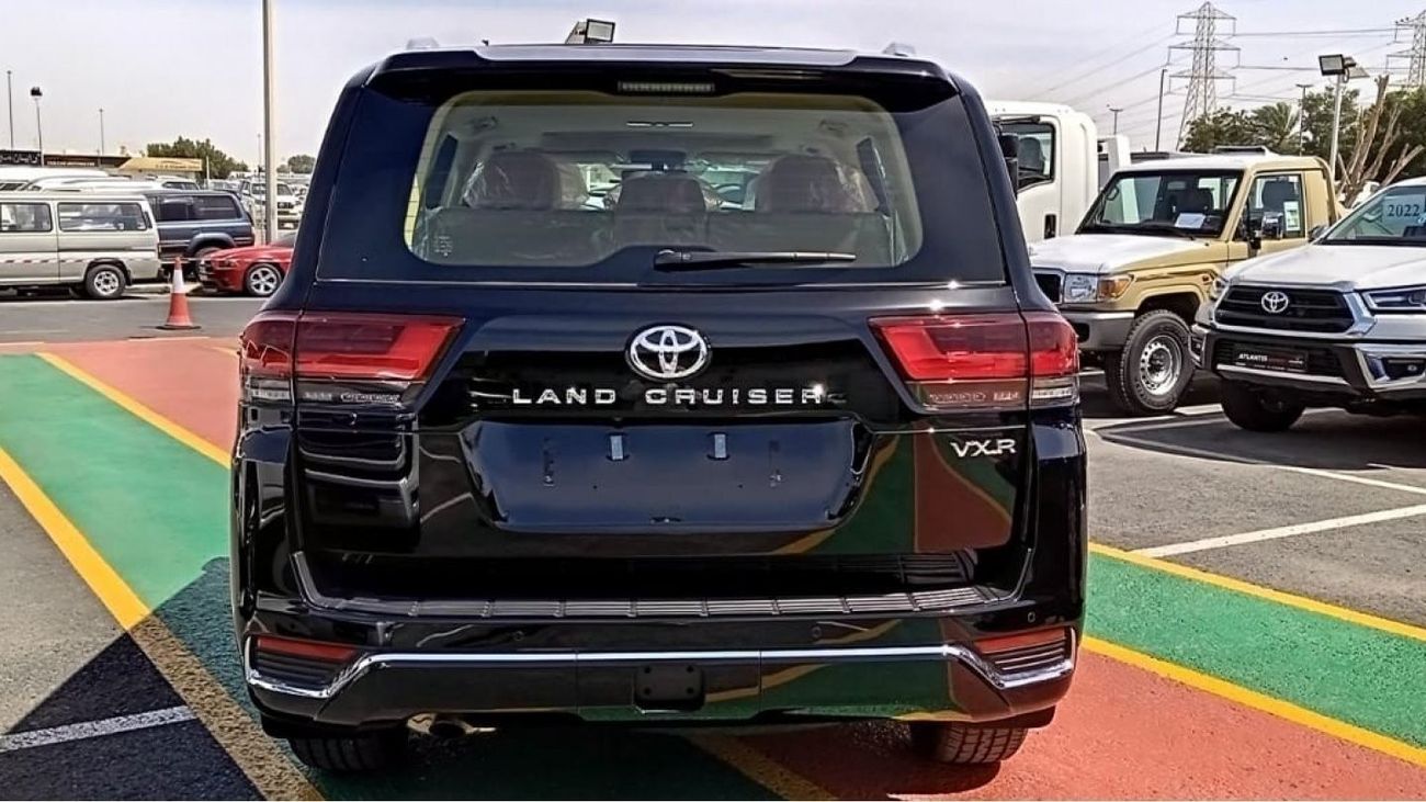 Toyota Land Cruiser VXR TOYOTA LANDCRUISER VXR FULL OPTION