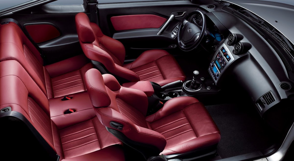 Hyundai Coupe interior - Seats