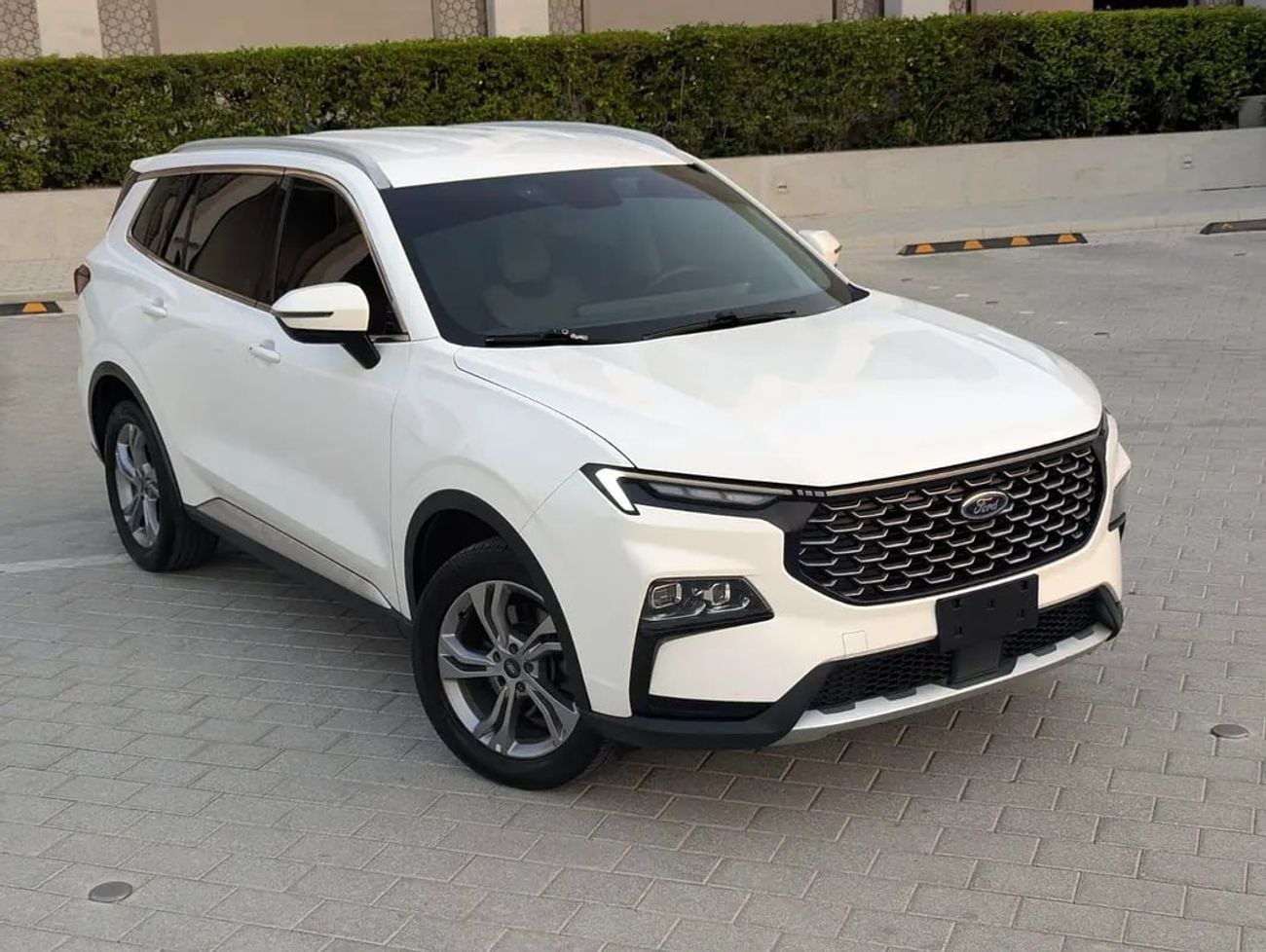 فورد تيريتوري Titanium | GCC Specs | Premium Condition Low KM Perfect Family 4 CYL SUV