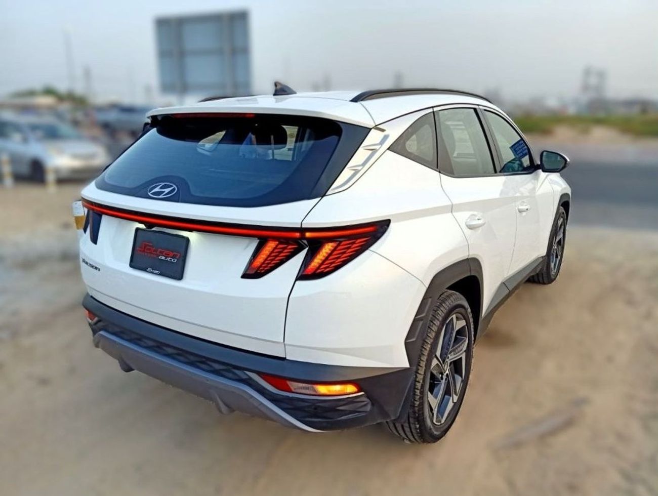 Hyundai Tucson Hyundai Tucson 2022  full option , 5dr SUV, 2.0L 4cyl Petrol, Automatic, Front Wheel Drive Used