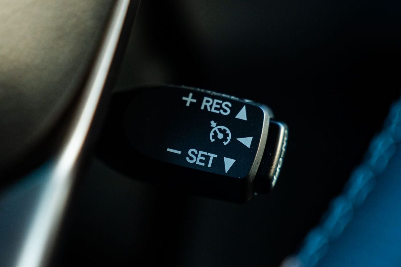 تويوتا هيلوكس Toyota Hilux GR Sport 4.0L V6 2026  4WD Automatic