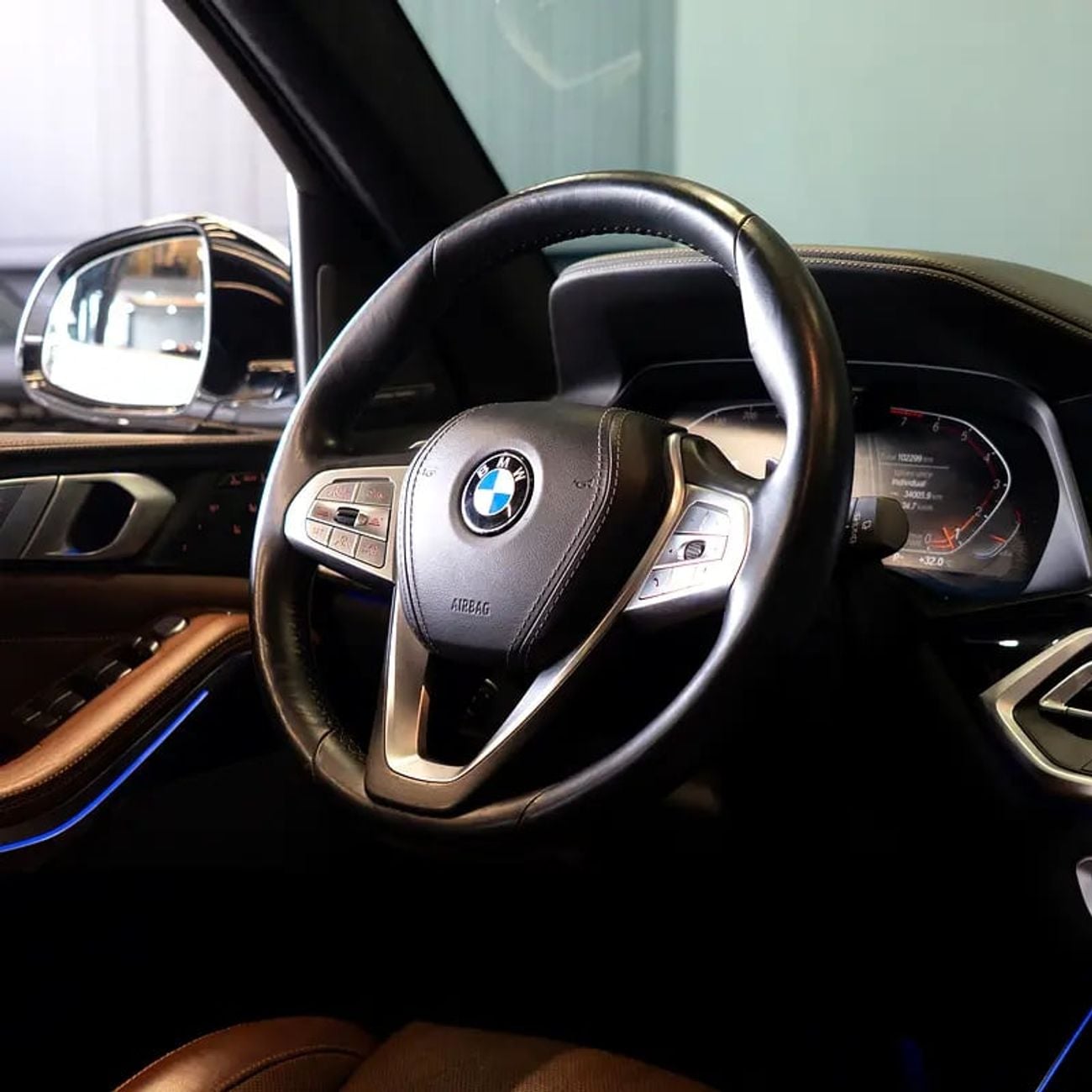 BMW X7 2,969 pm • 0% Downpayment • xDrive40i • 1 Year Warranty