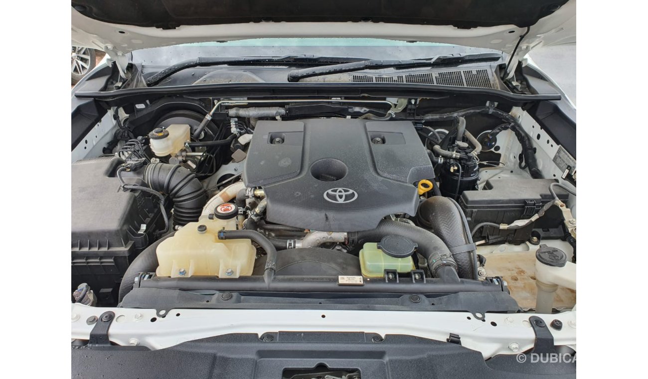 Toyota Hilux DIESEL MANUAL 2.8L 4X4 SINGLE CABRIGHT HAND DRIVE