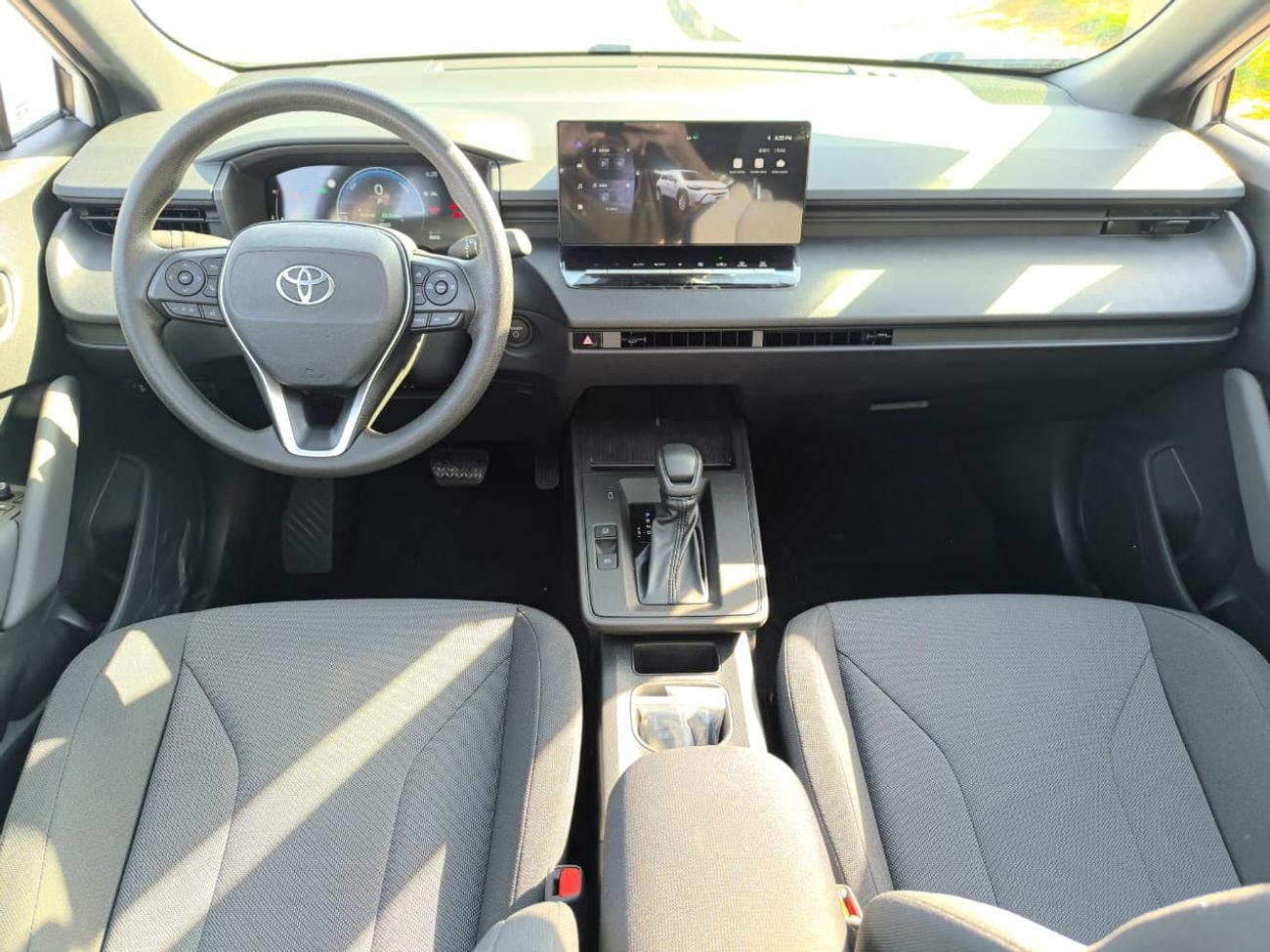 تويوتا فرونتلاندر 2.0L Hybrid Leading 2025 Model