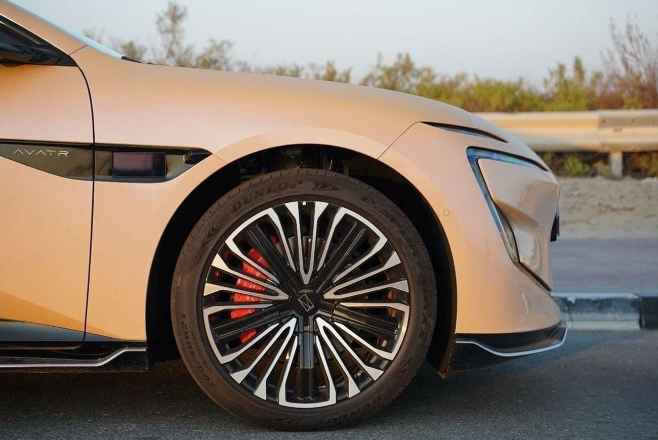 Avatr 12 2025 AVATR 12 Long Range 2-motor AWD 0Km