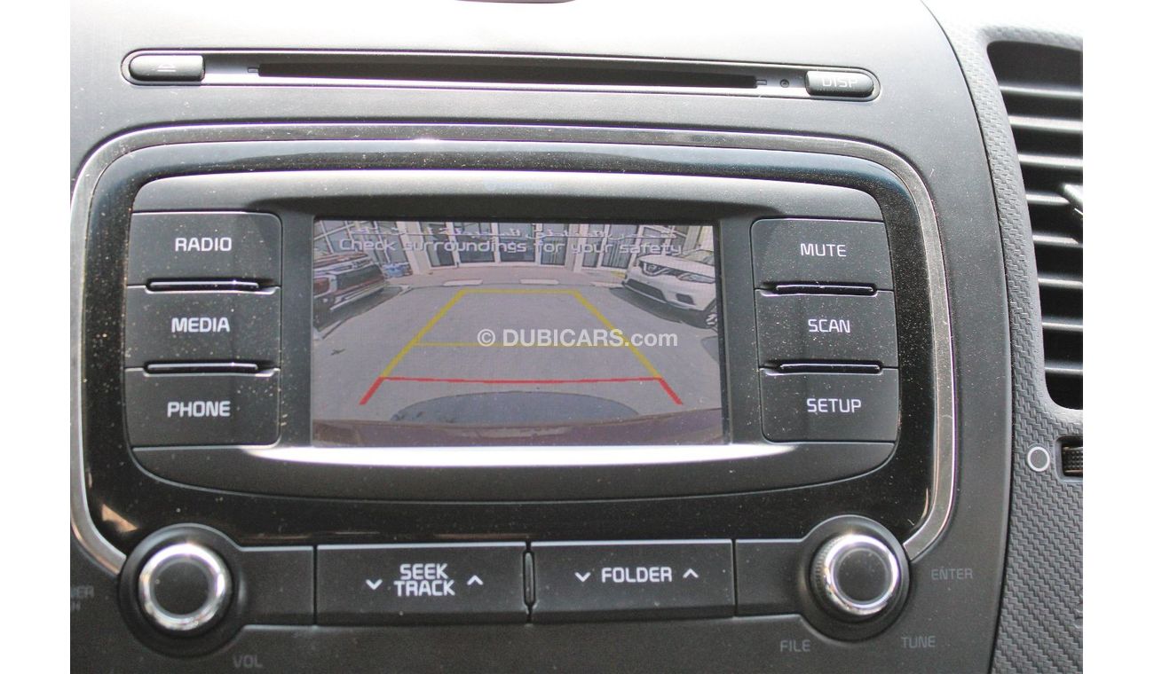 Kia Cerato LX GCC- ACCIDENT FREE - CAR IS IN PERFECT CONDITION INSIDE OUT